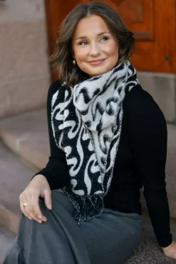 Bambino XS Scarf Black Mix^HOLZWEILER Clearance
