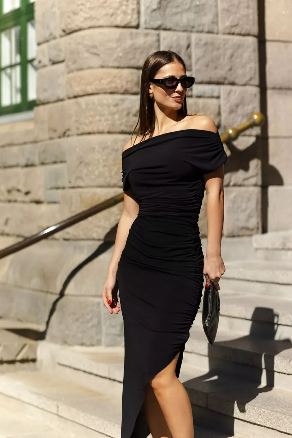 Columbine Dress Black^VIVEH Fashion