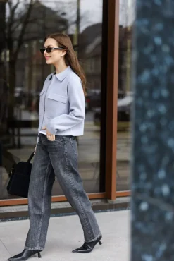 Cut Light Grey^SCANDINAVIAN EDITION New