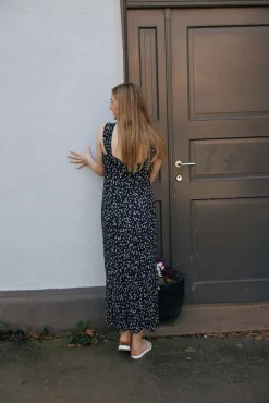 Gina Bloom Dress Black^PIA TJELTA Fashion