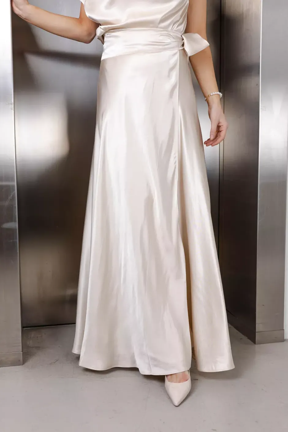 Hazel Skirt Champagne^VIVEH Hot