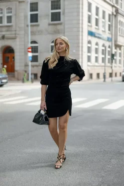 Jet Dress Velvet Black^CARMA Online