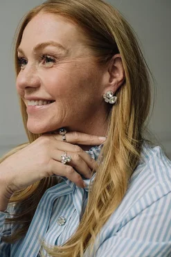 Jolie Earrings Rhodium Crystal^CAROLINE SVEDBOM Fashion