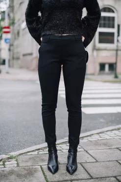 KylieFV Crop 396 Black^FIVE UNITS Outlet