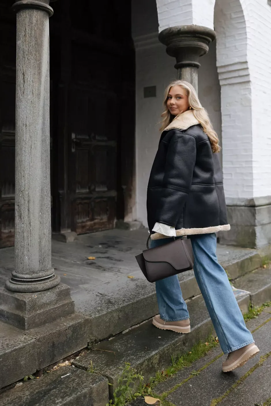 Leona Shearling Jacket Black Beige^CARMA Fashion