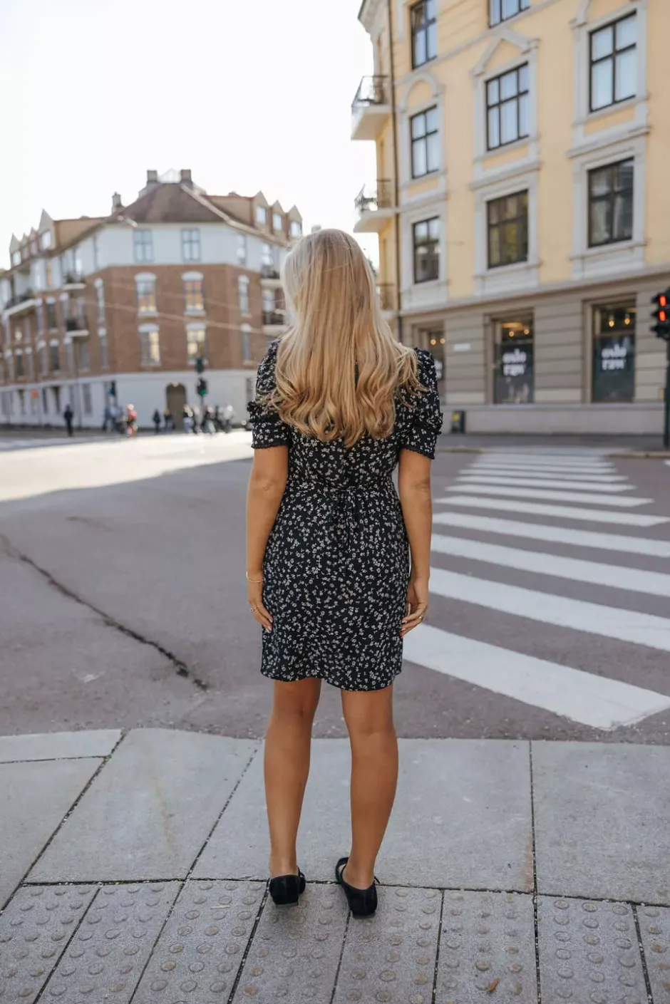 Meri Bloom Dress Black^PIA TJELTA Outlet