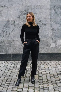 Merino Turtleneck Black^DAGMAR Discount