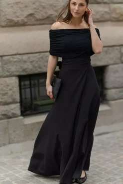 Natcia Skirt Black^VIVEH Outlet