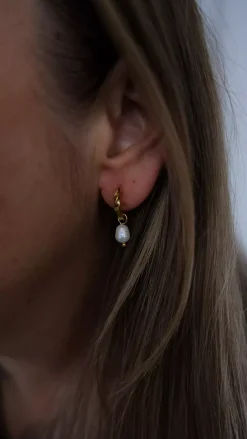 Simple Pearl Hoops Gold^HIIL STUDIO JEWELRY New