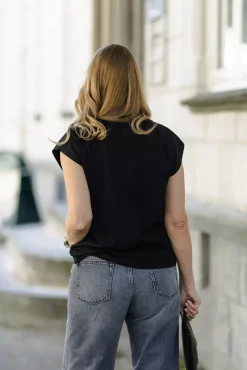 Sleeveless Tee Black^DAGMAR Clearance