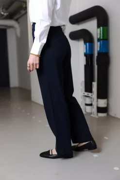 SophiaFV Regular 285 Navy^FIVE UNITS Clearance