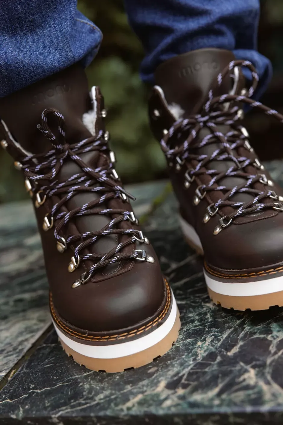 Tag Flat Brune^MONO New