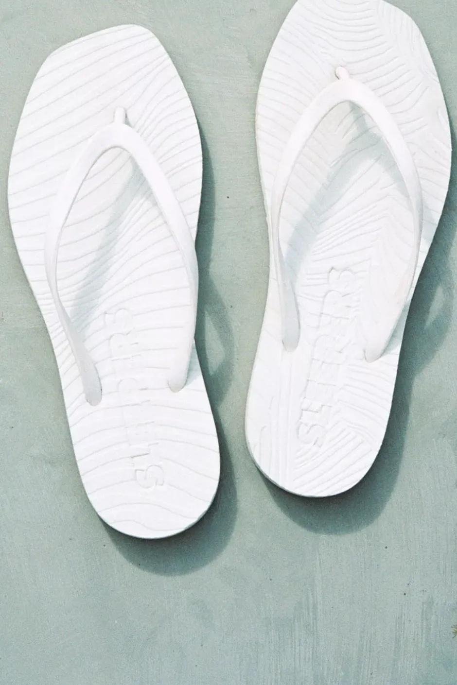 Tapered Flip Flops White^SLEEPERS Discount