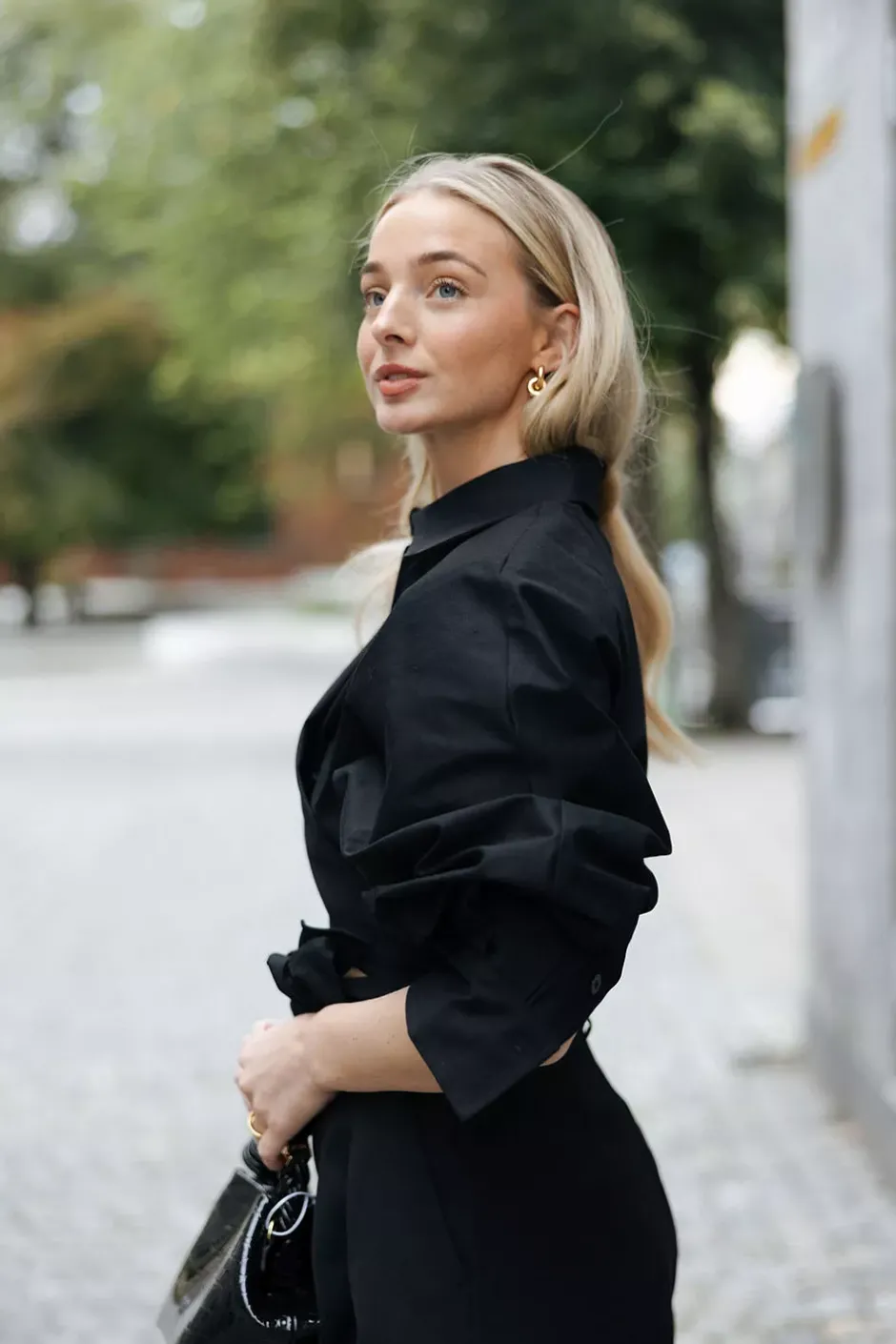 Viola Black^CARMA Online